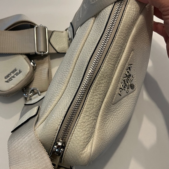 Prada Vitelli Daino Soft Crossbody Bag - Picture 4 of 4